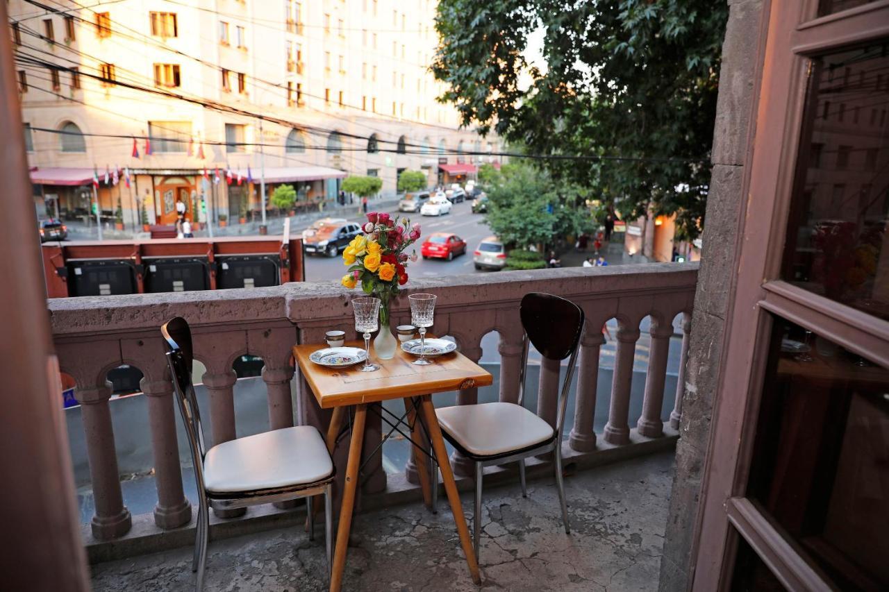 Cozy Apartment On Republic Square Γιερεβάν Εξωτερικό φωτογραφία