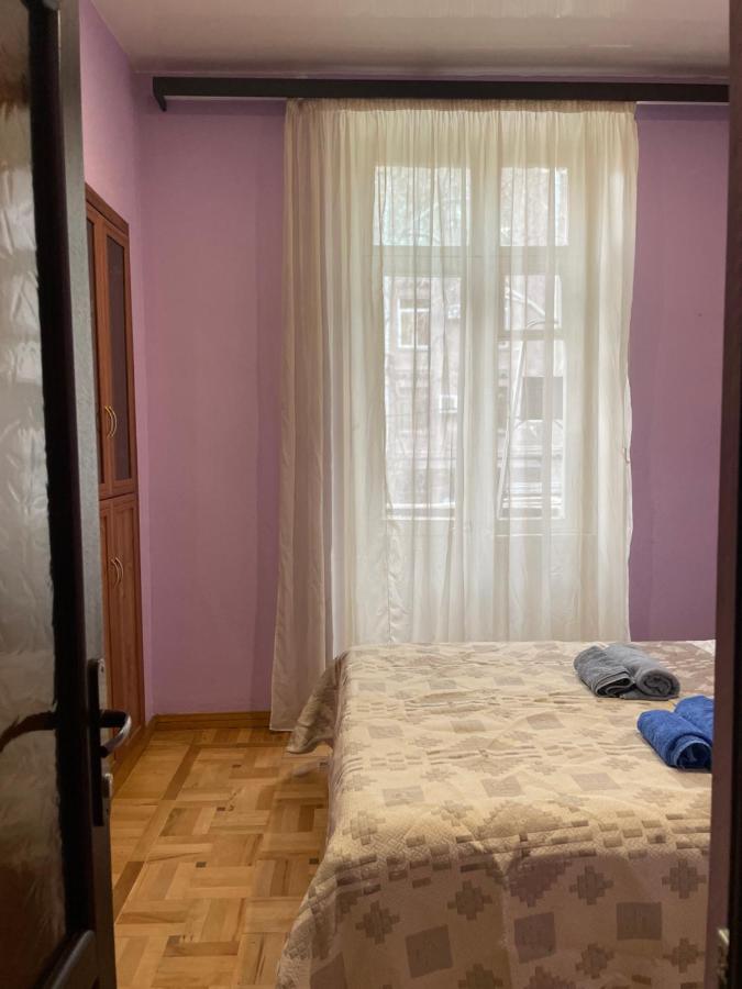 Cozy Apartment On Republic Square Γιερεβάν Εξωτερικό φωτογραφία